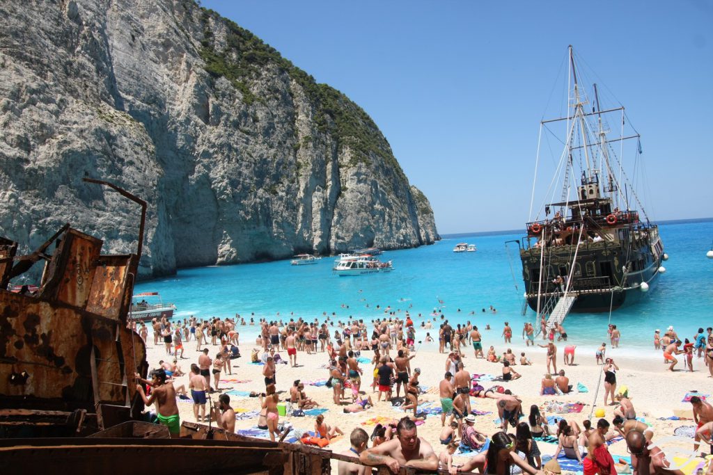 Plaza Wraku Navagio Beach