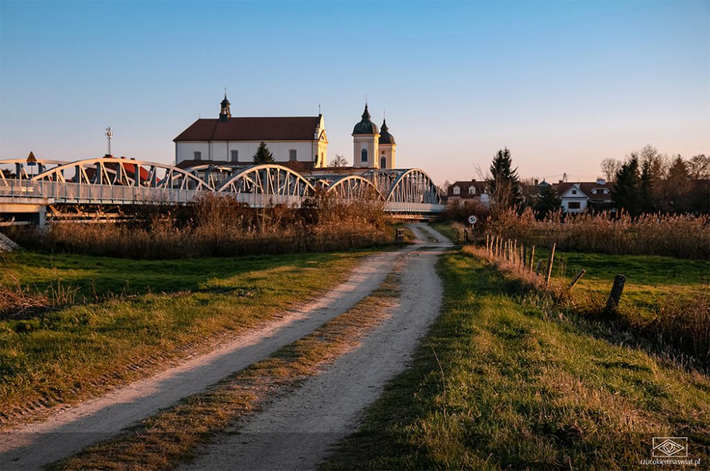 Tykocin widok na most i kościół